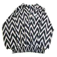 Load image into Gallery viewer, Torrid Tops Chevron V-Neck Buttons Womens Long Sleeve Blouse Smocked - Size 2 **
