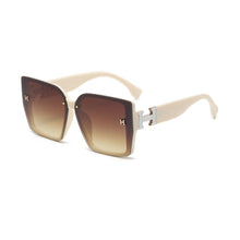 Load image into Gallery viewer, Fashion Sunglasses ( Sold by Dozen )
