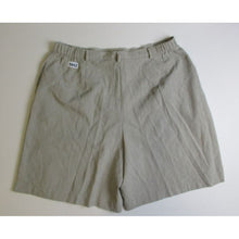 Load image into Gallery viewer, Southern Lady Pleated Wide Leg Summer Womens Shorts  - Size 36 **
